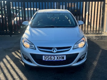 Used Vauxhall Astra 2014 for sale - 76572008: Photo