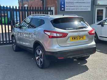 Used Nissan Qashqai 2015 for sale - 79093924: Photo