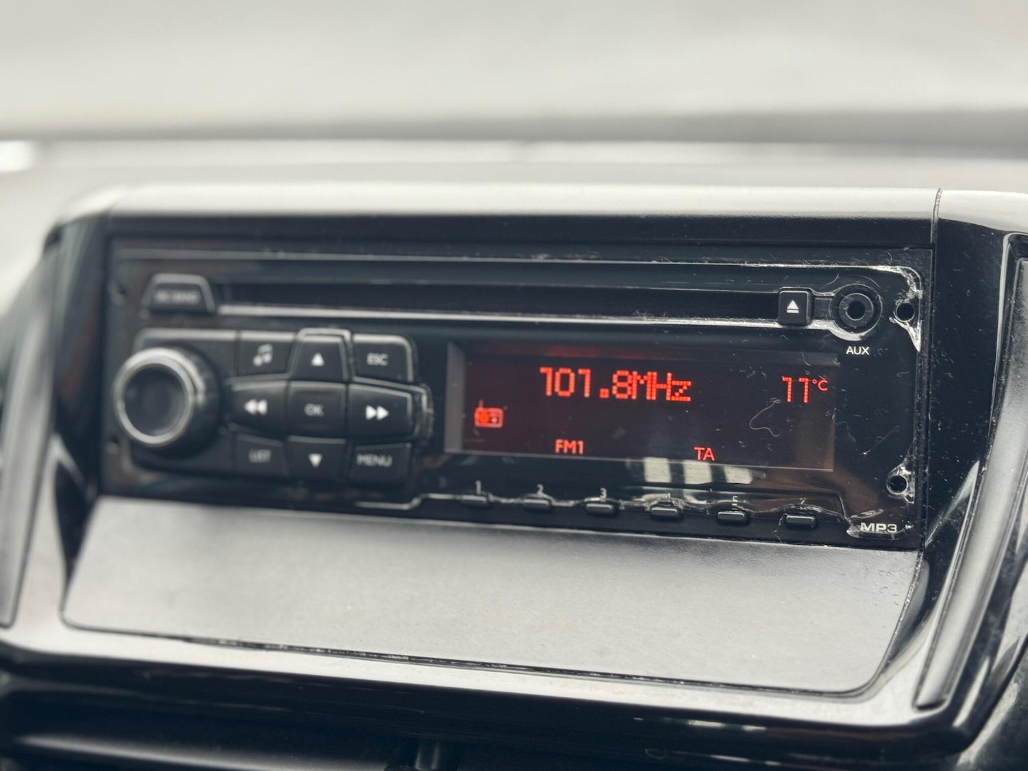 Used Peugeot 208 2013 for sale - 76550078: Photo 13