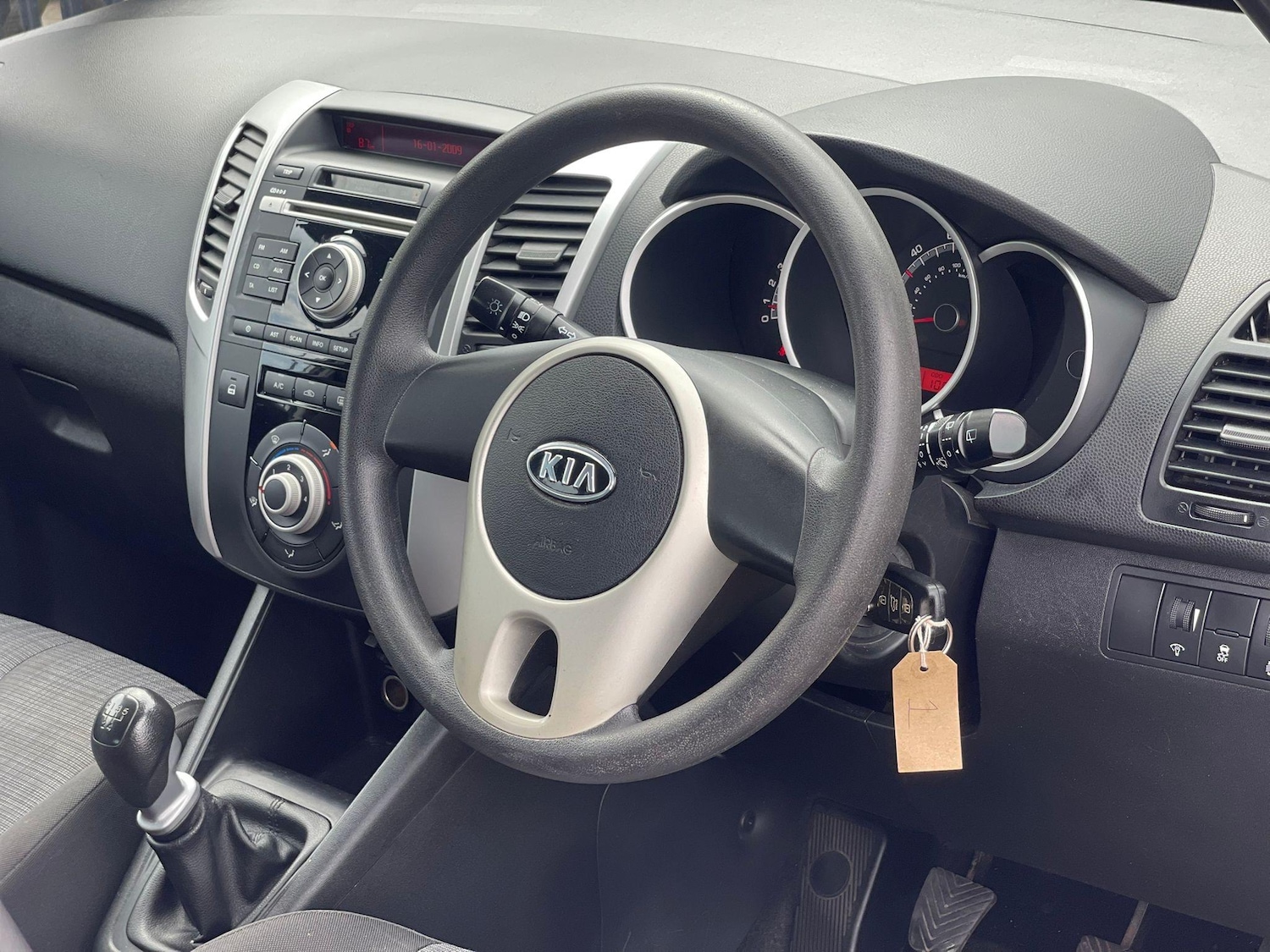 Used Kia Venga 2011 for sale - 76550210: Photo 7