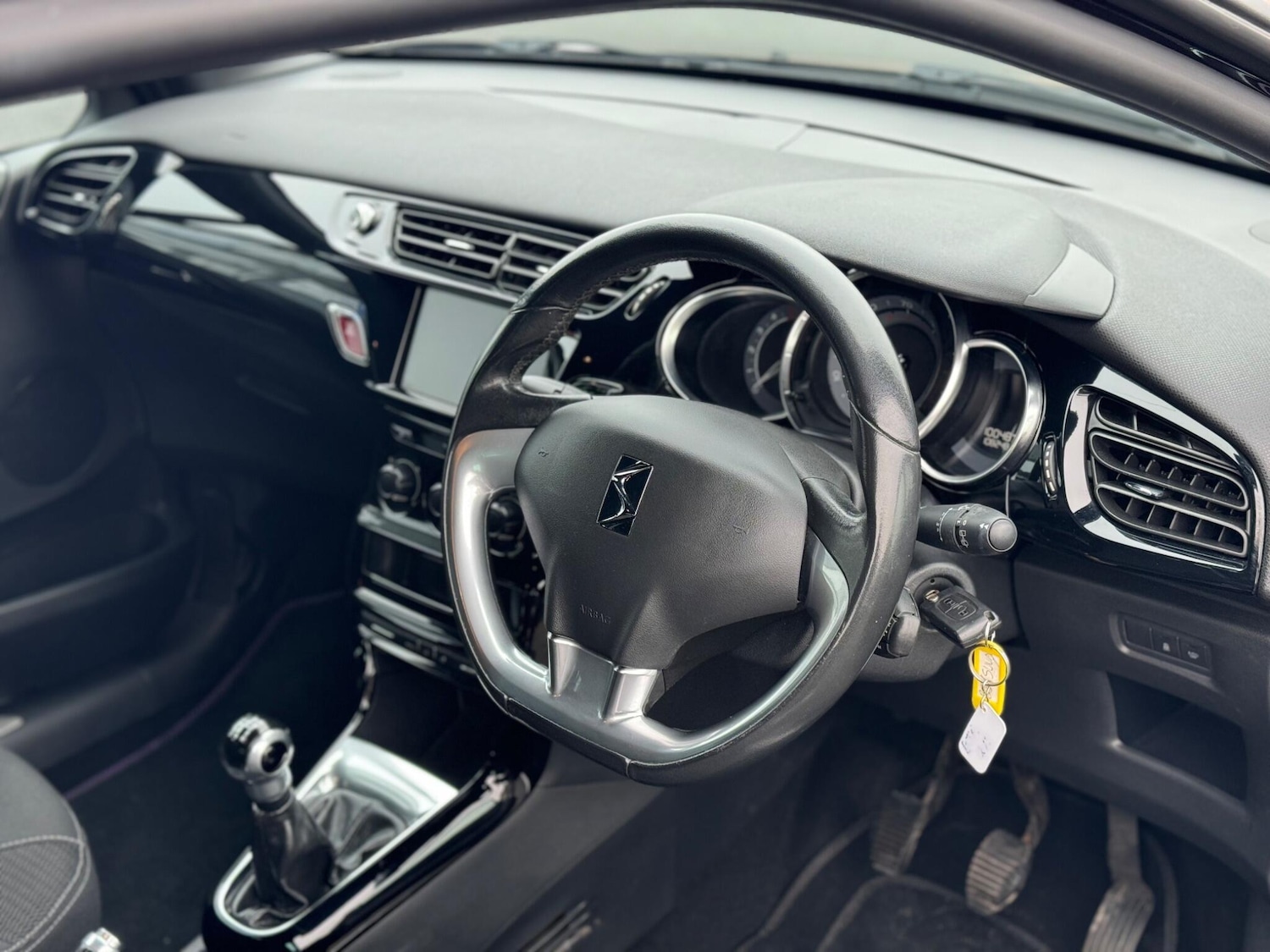 Used DS Automobiles DS 3 2015 for sale - 77537383: Photo 9