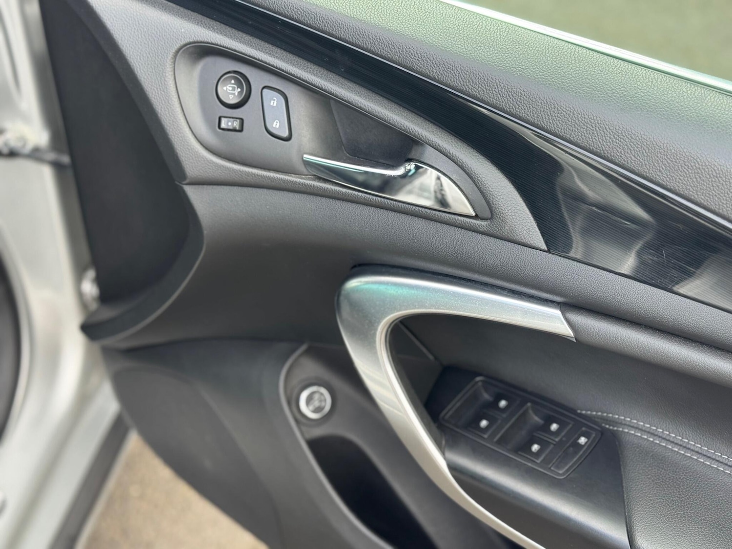 Used Vauxhall Insignia 2015 for sale - 78141534: Photo 11