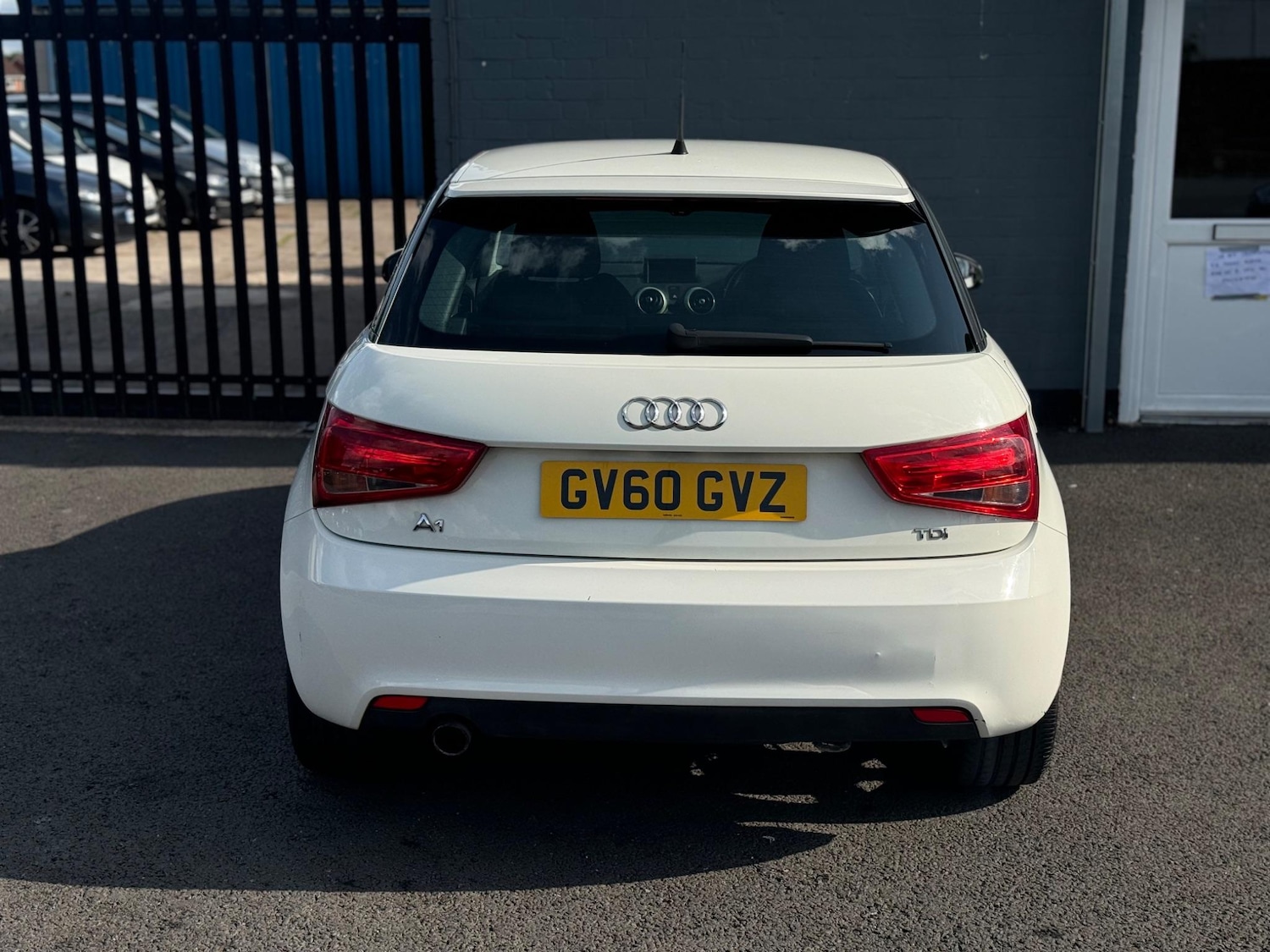 Used Audi A1 2011 for sale - 77040691: Photo 5
