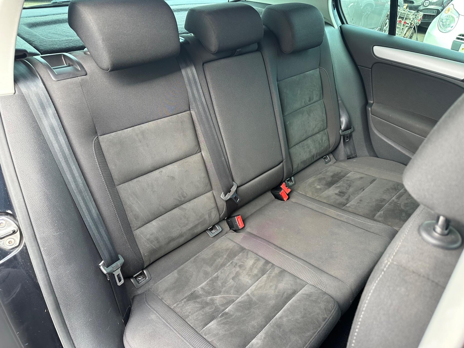 Used Volkswagen Golf 2011 for sale - 78086375: Photo 9