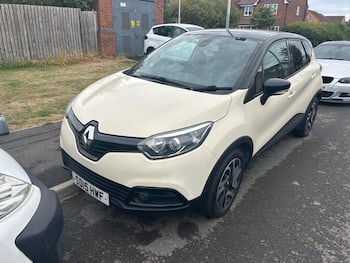 Used Renault Captur 2015 for sale - 79761748: Photo
