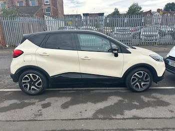 Used Renault Captur 2015 for sale - 79761748: Photo
