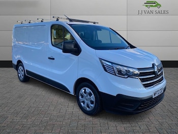 Renault Trafic feature image