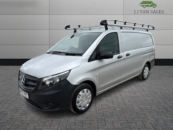 Used Mercedes-Benz Vito 2017 for sale - 78416199: Photo