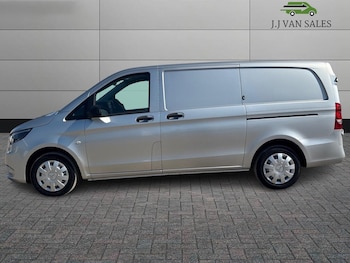 Used Mercedes-Benz Vito 2018 for sale - 79213202: Photo