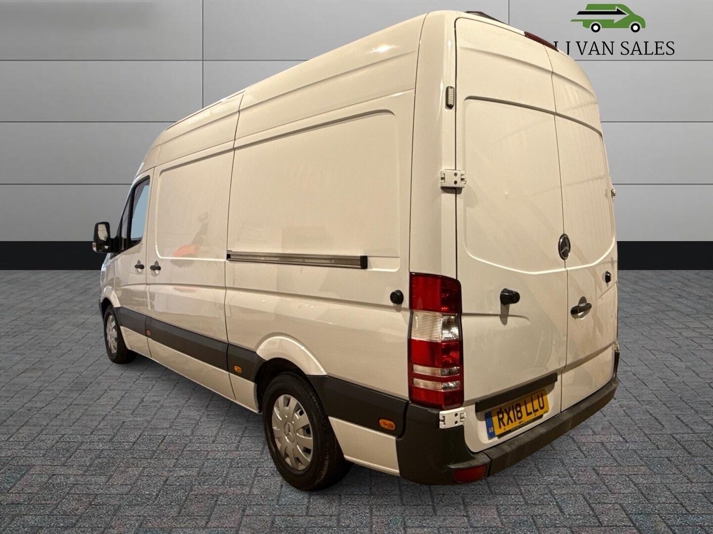 Used Mercedes-Benz Sprinter 2018 for sale - 77305614: Photo 13