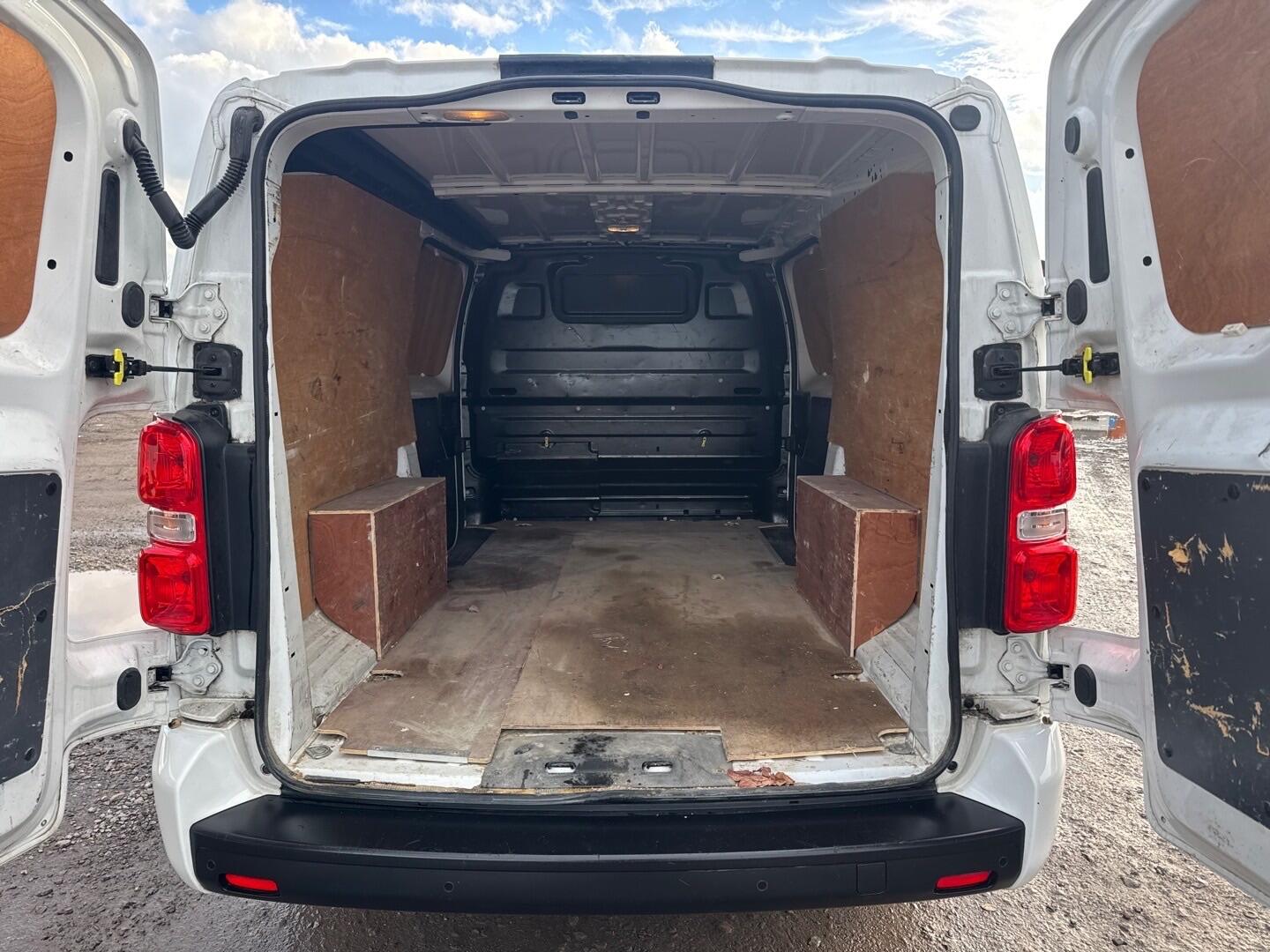 Used Vauxhall Vivaro 2021 for sale - 76953508: Photo 13