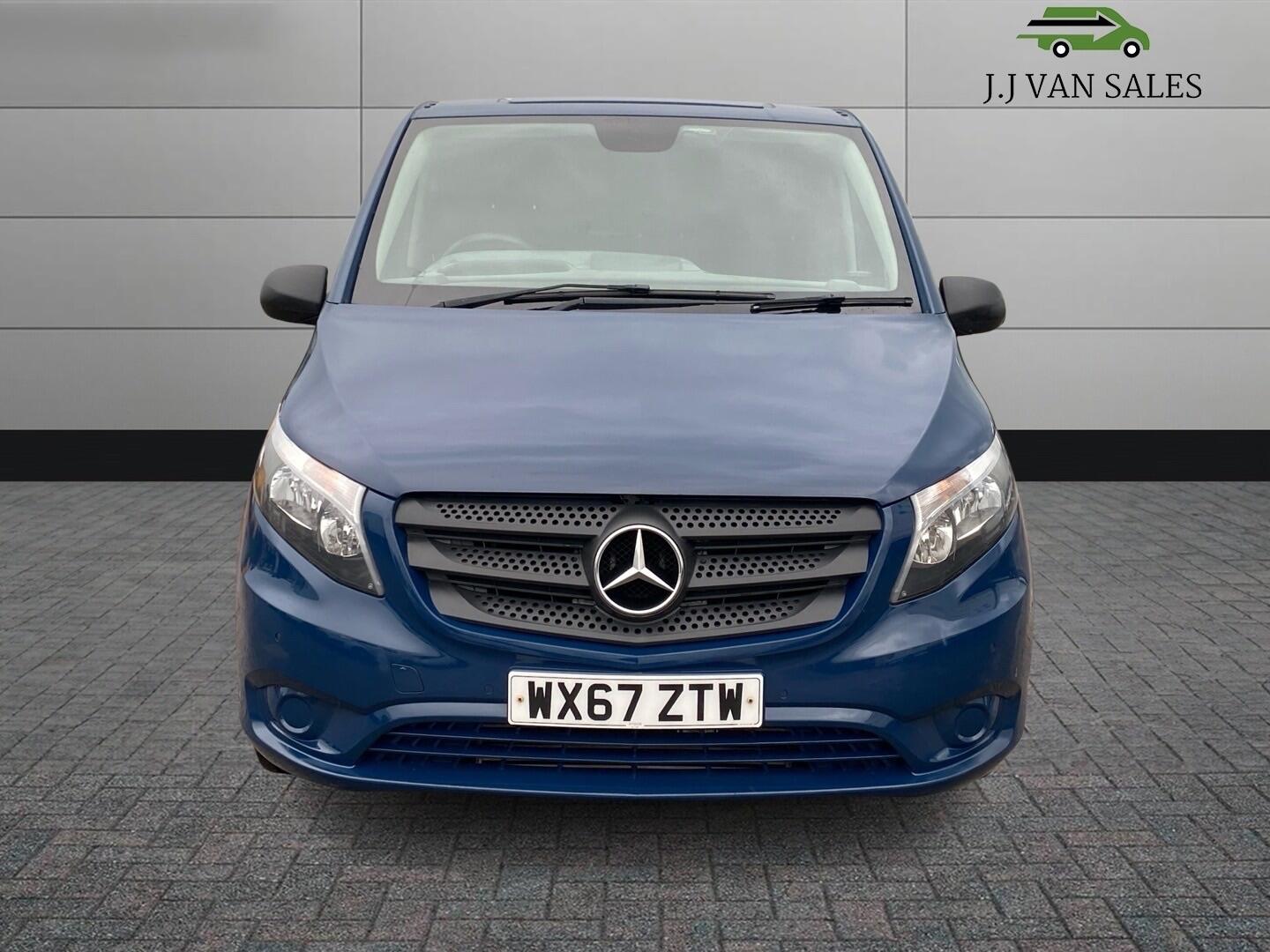 Used Mercedes-Benz Vito 2017 for sale - 76539072: Photo 2
