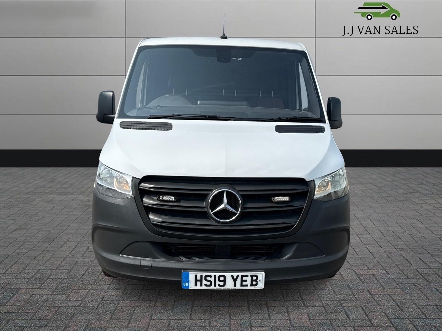 Used Mercedes-Benz Sprinter 2019 for sale - 76953410: Photo 2