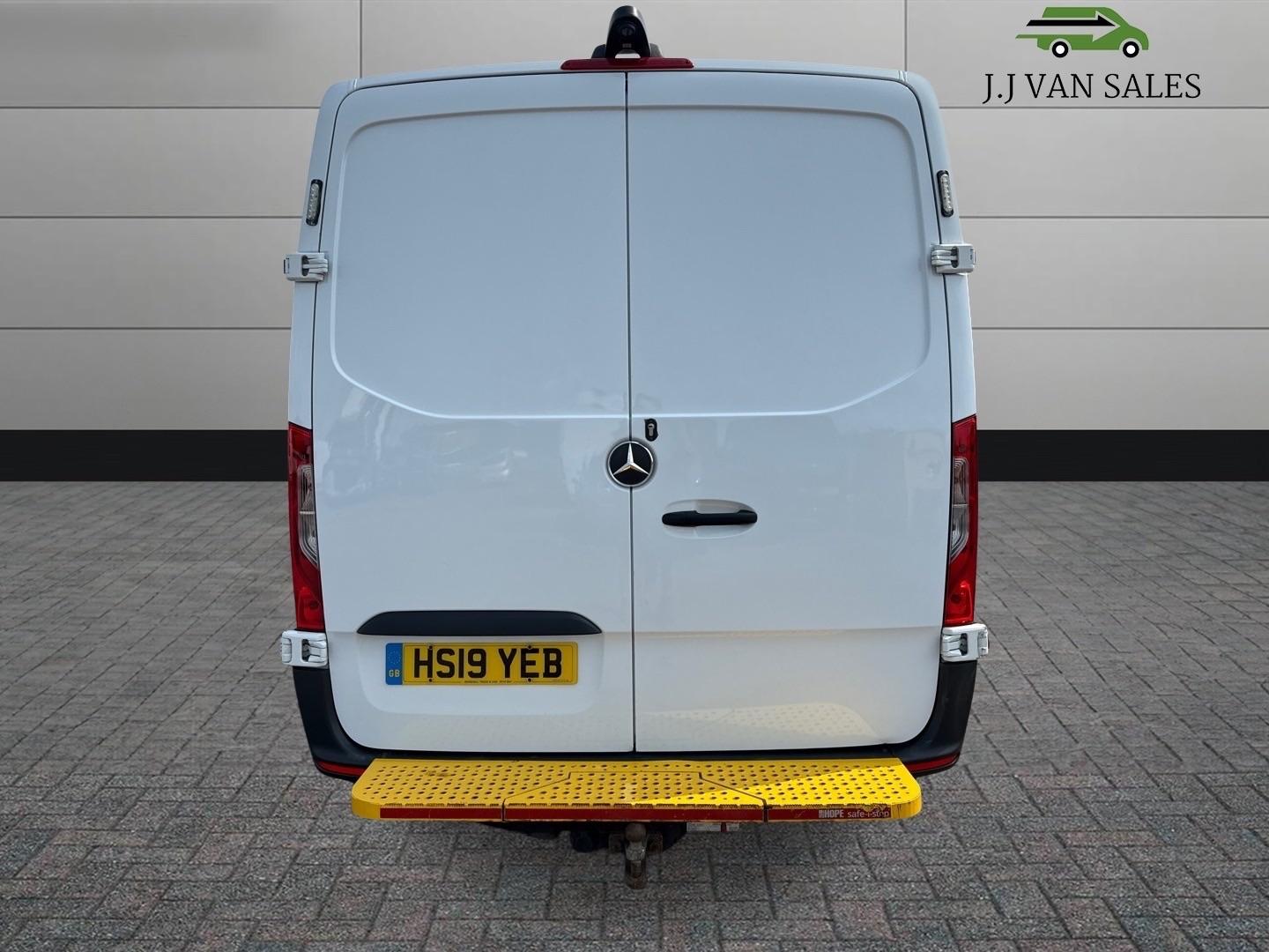 Used Mercedes-Benz Sprinter 2019 for sale - 76953410: Photo 9