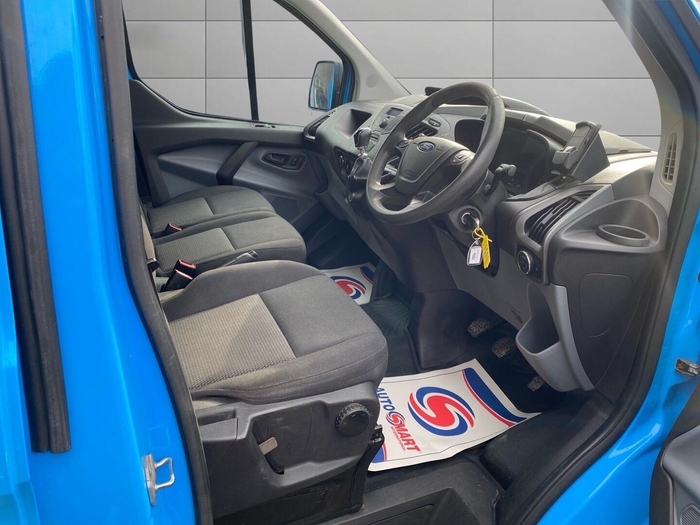 Used Ford Transit Custom 2016 for sale - 76422788: Photo 6