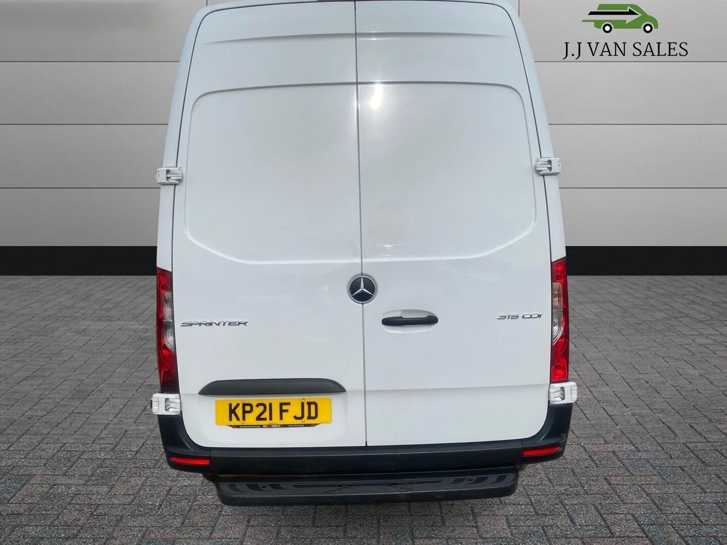 Used Mercedes-Benz Sprinter 2021 for sale - 75977770: Photo 8