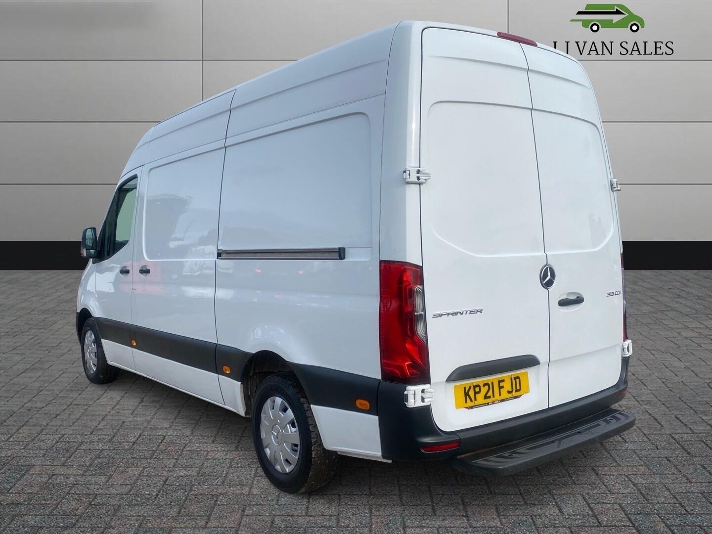 Used Mercedes-Benz Sprinter 2021 for sale - 75977770: Photo 9