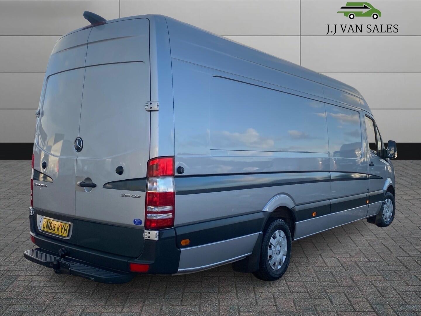 Used Mercedes-Benz Sprinter 2016 for sale - 76800840: Photo 10