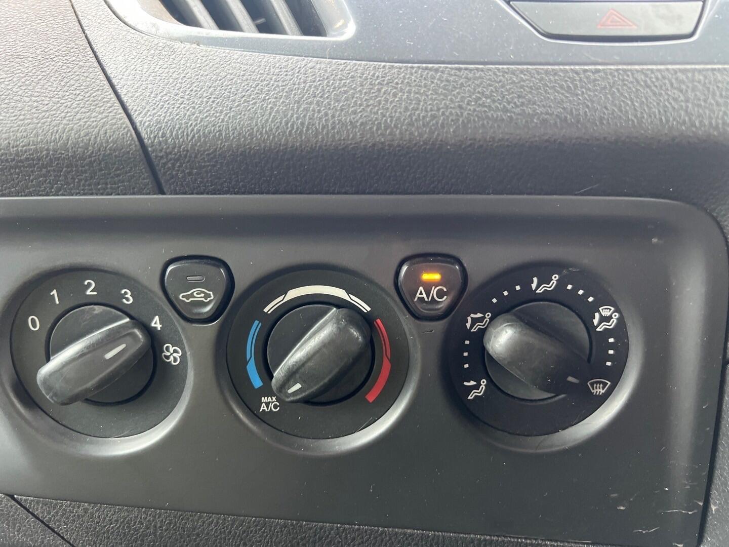 Used Ford Transit Custom 2015 for sale - 76975625: Photo 4