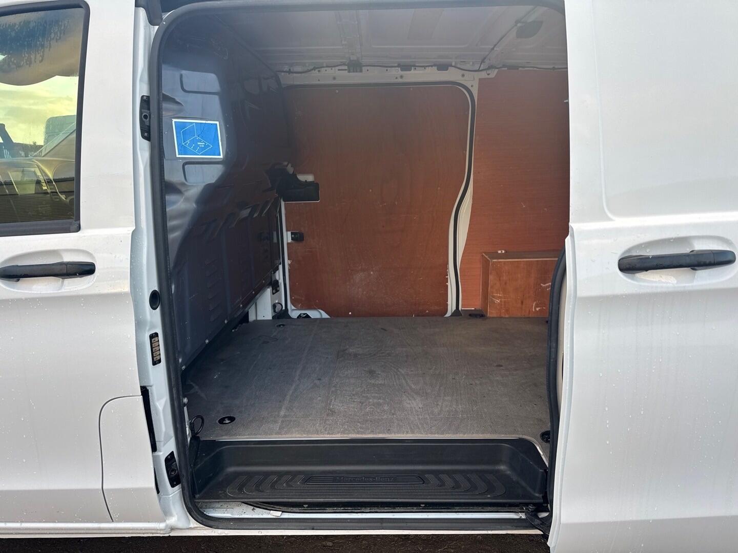 Used Mercedes-Benz Vito 2021 for sale - 76898991: Photo 15