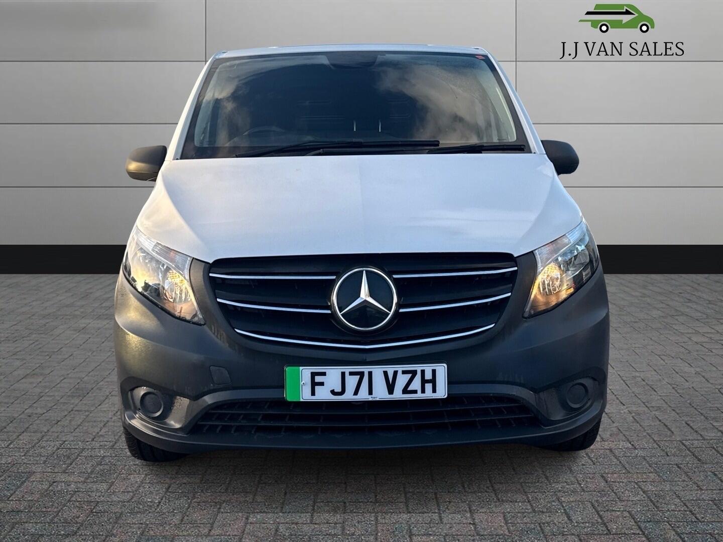 Used Mercedes-Benz Vito 2021 for sale - 76898991: Photo 2