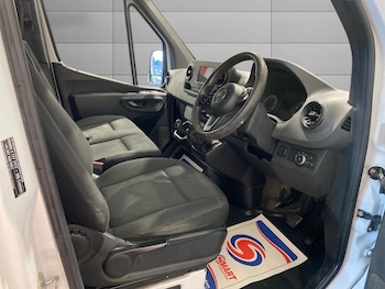 Used Mercedes-Benz Sprinter 2019 for sale - 76990914: Photo