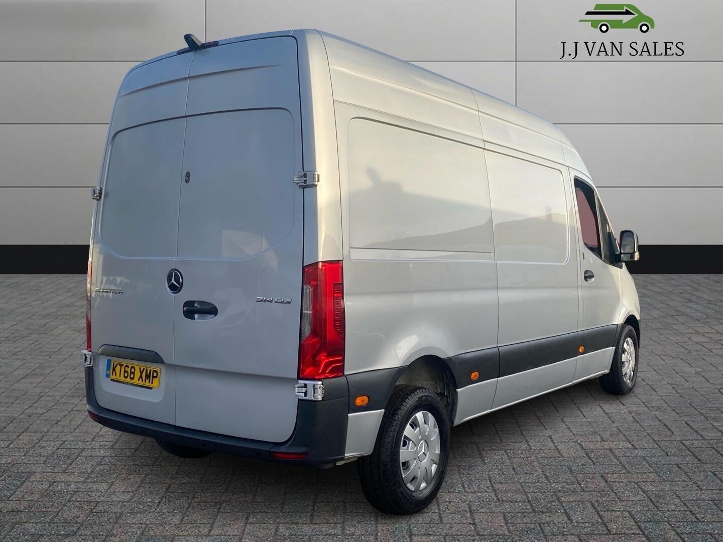 Used Mercedes-Benz Sprinter 2018 for sale - 76700635: Photo 7