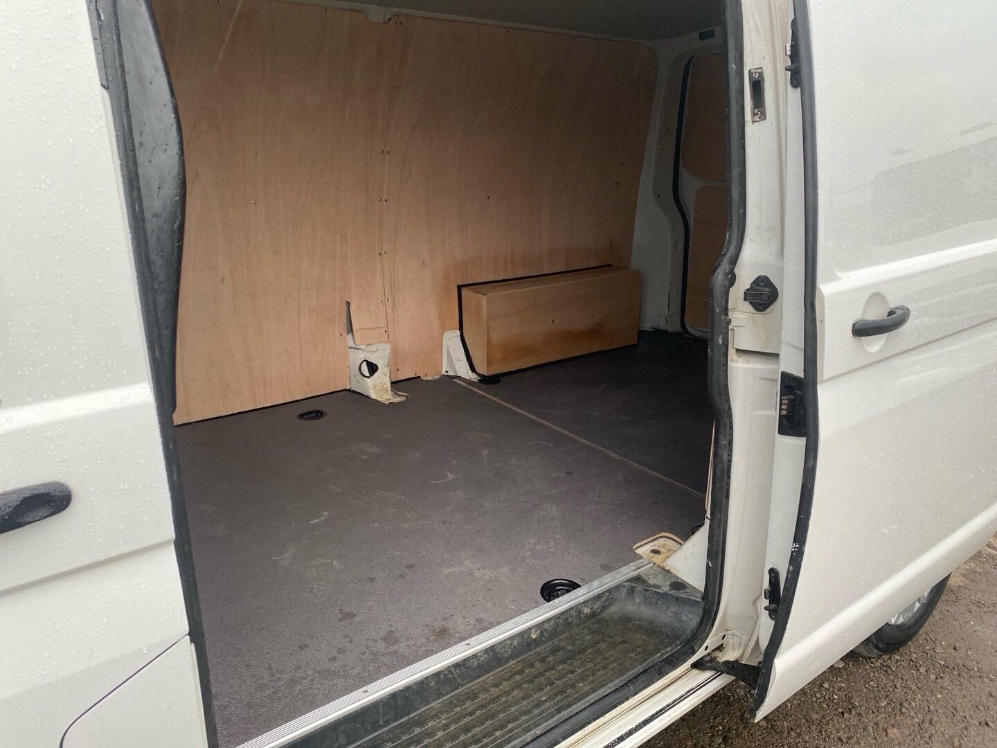 Used Volkswagen Transporter 2018 for sale - 76521912: Photo 13