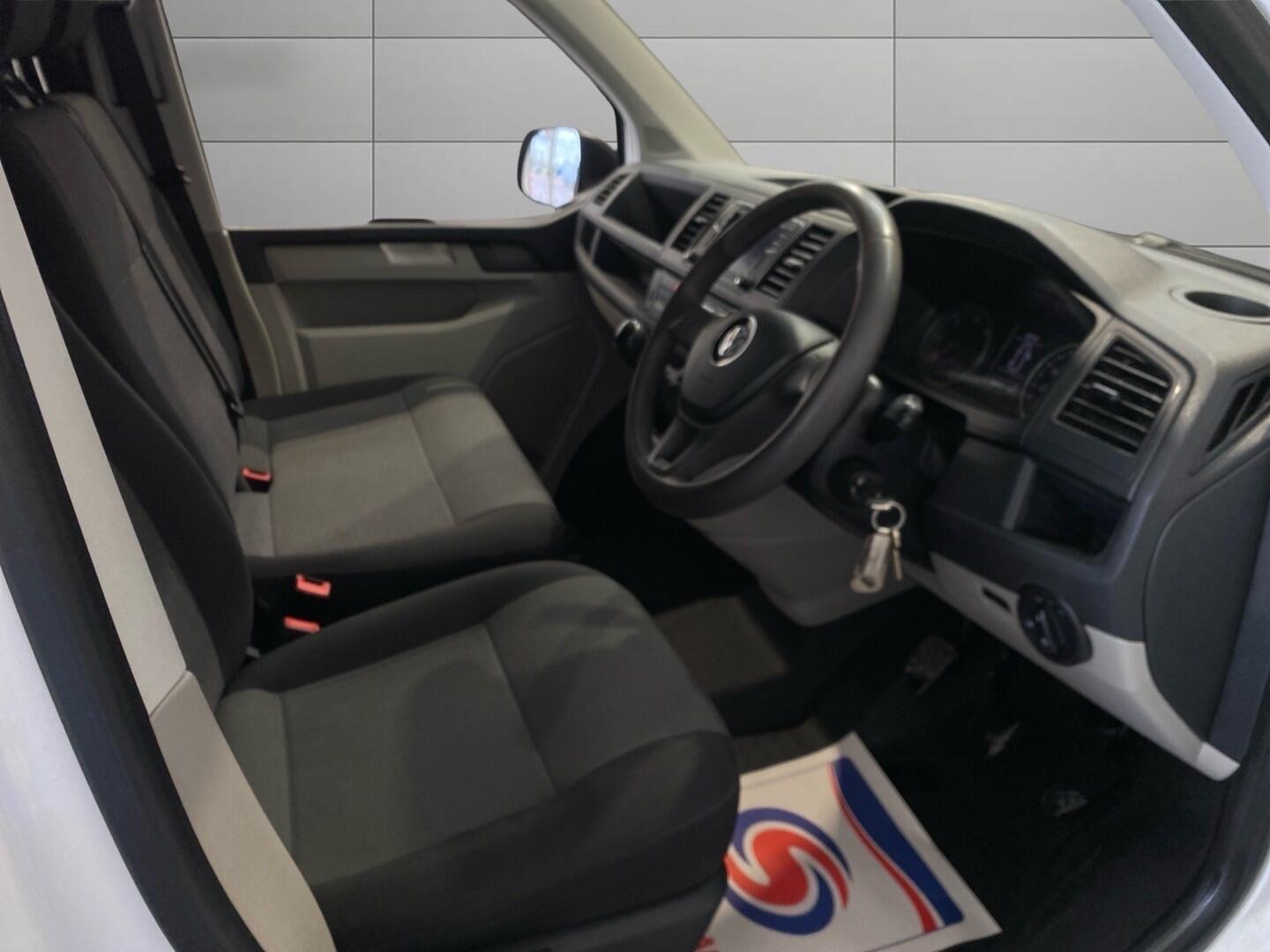 Used Volkswagen Transporter 2018 for sale - 76521912: Photo 9