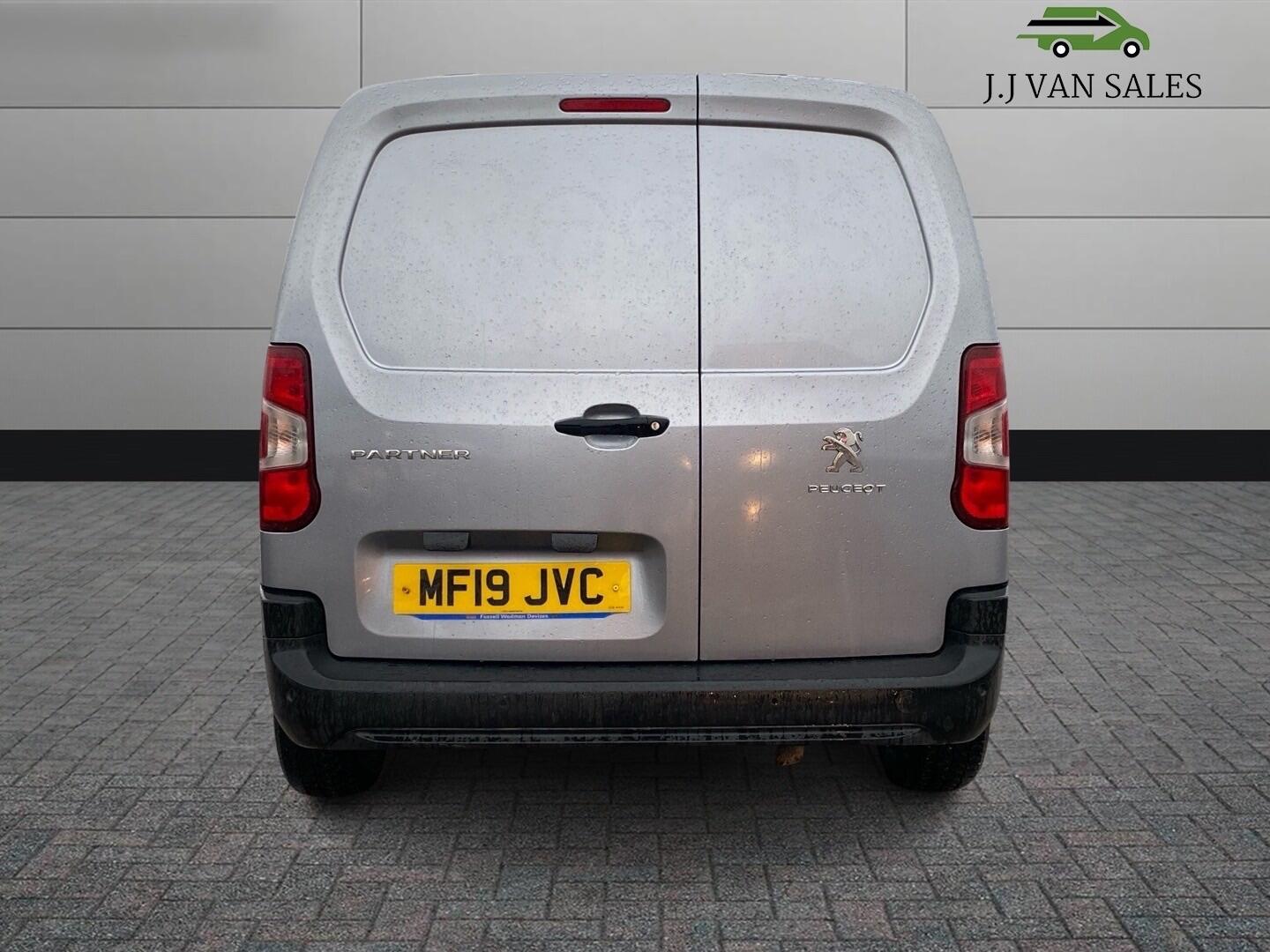 Used Peugeot Partner 2019 for sale - 77143461: Photo 10