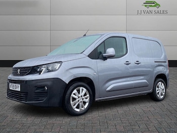Used Peugeot Partner 2020 for sale - 77191572: Photo
