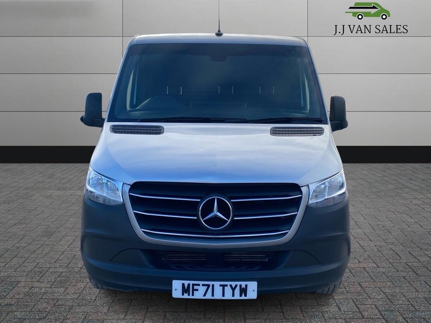 Used Mercedes-Benz Sprinter 2021 for sale - 76136761: Photo 2