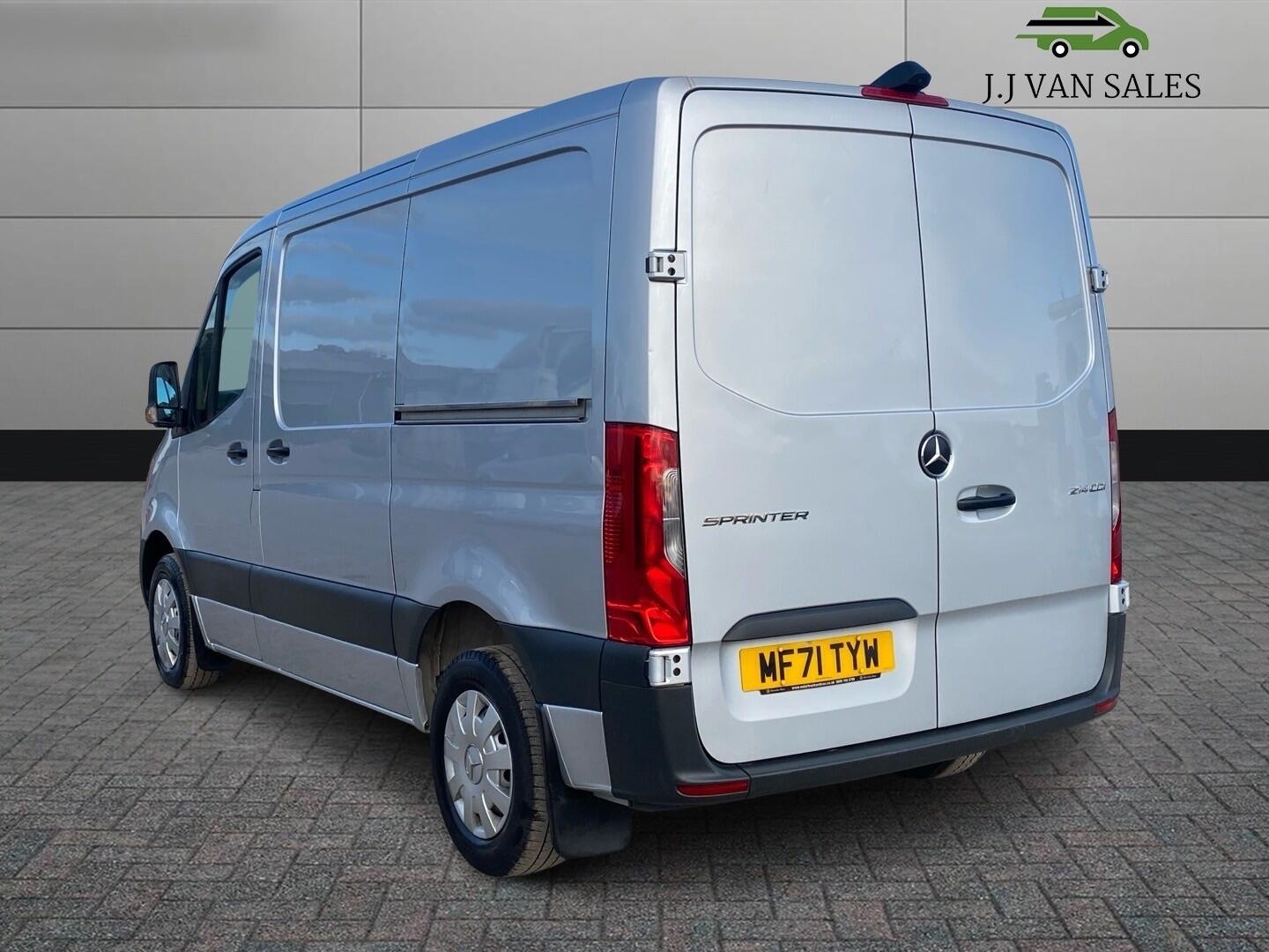 Used Mercedes-Benz Sprinter 2021 for sale - 76136761: Photo 8