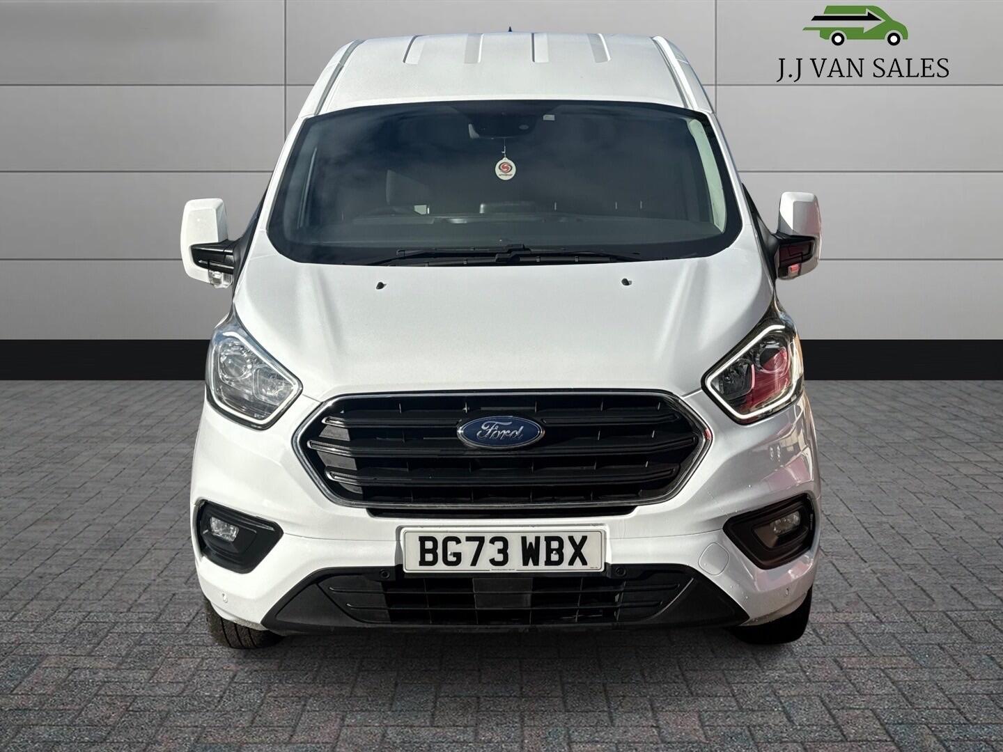 Used Ford Transit Custom 2023 for sale - 76644554: Photo 4