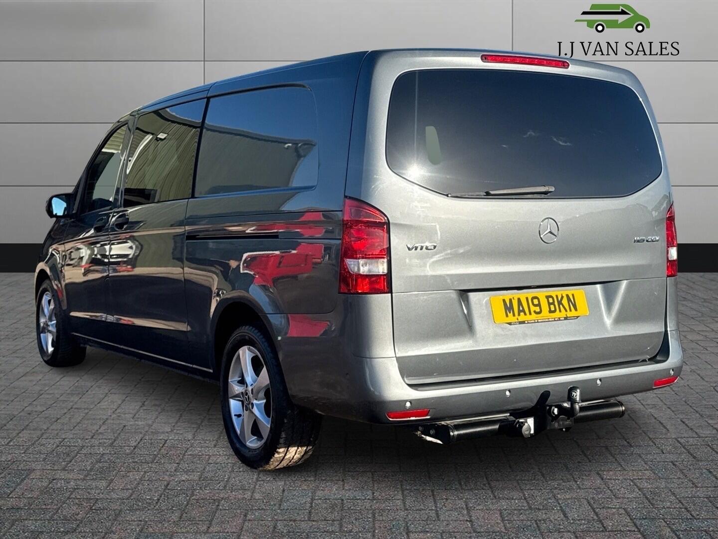 Used Mercedes-Benz Vito 2019 for sale - 76997599: Photo 11