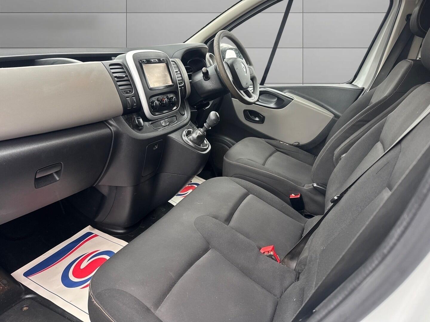 Used Renault Trafic 2014 for sale - 77425609: Photo 7