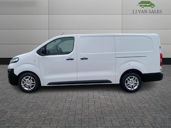 Used Vauxhall Vivaro 2021 for sale - 77468827: Photo