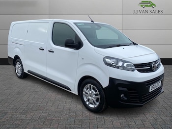 Vauxhall Vivaro feature image