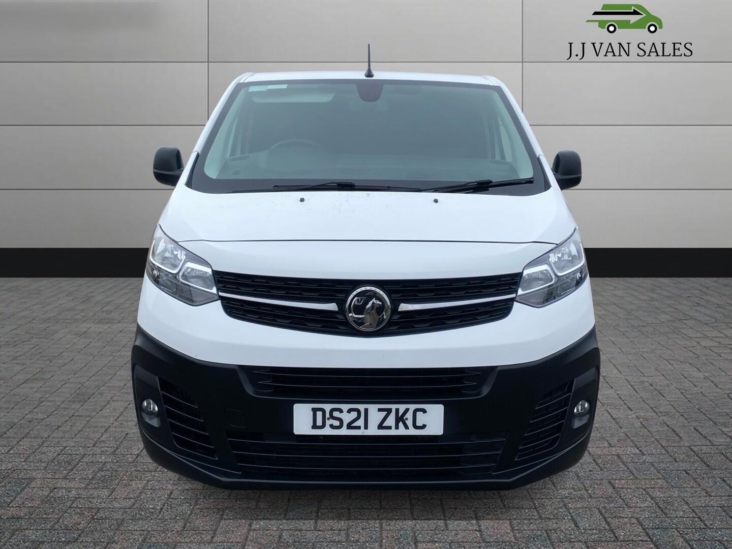 Used Vauxhall Vivaro 2021 for sale - 77612842: Photo 2
