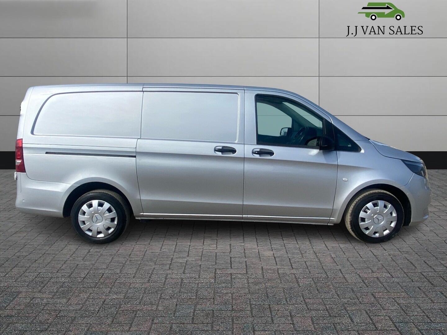 Used Mercedes-Benz Vito 2019 for sale - 76059623: Photo 6