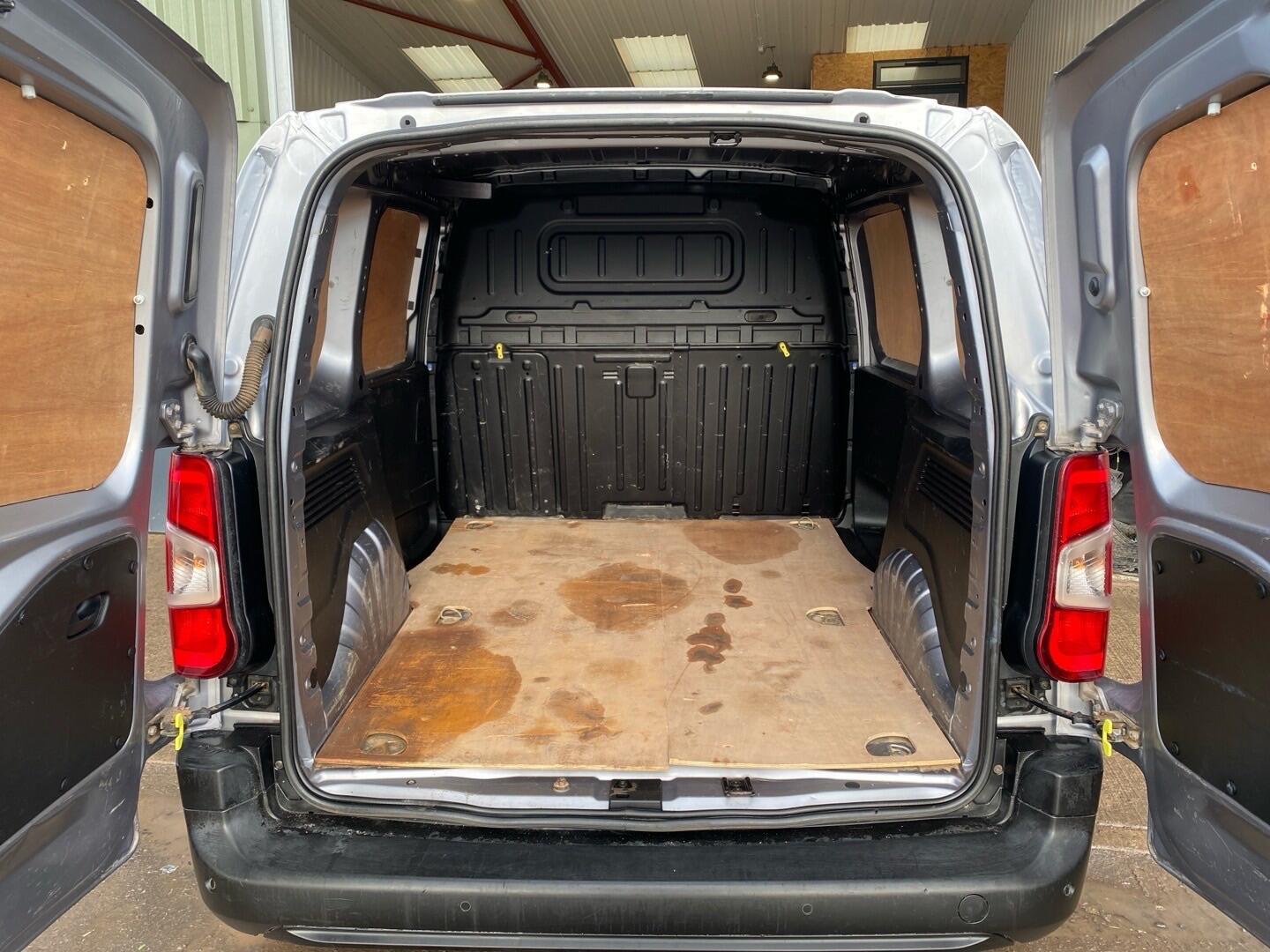 Used Peugeot Partner 2019 for sale - 77625609: Photo 11