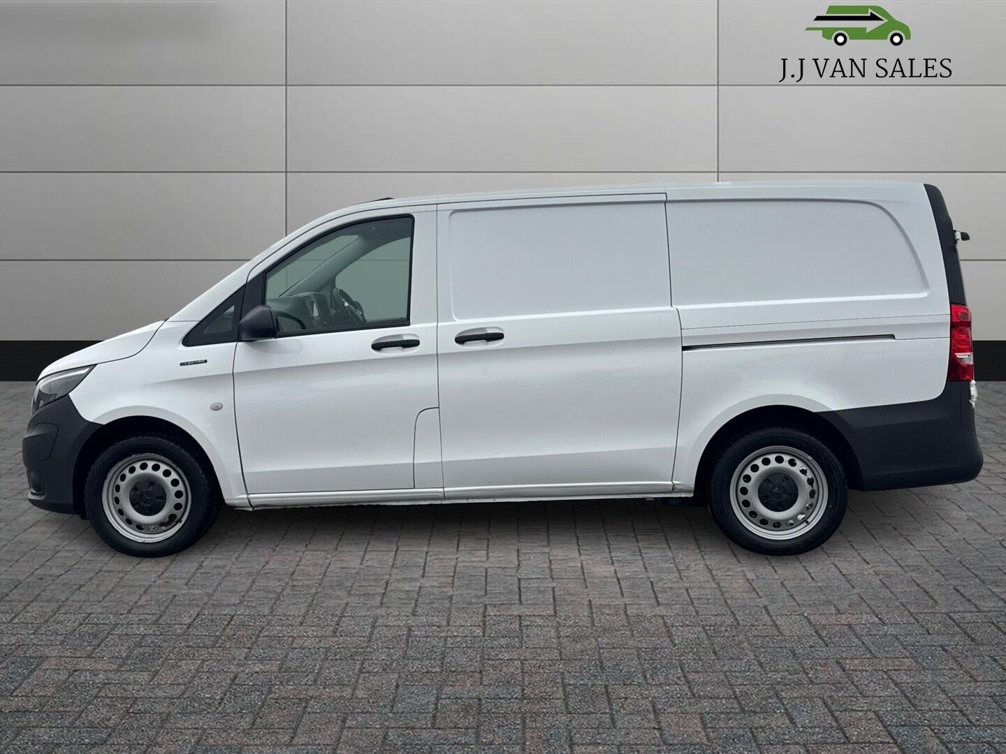 Used Mercedes-Benz Vito 2023 for sale - 77426133: Photo 4