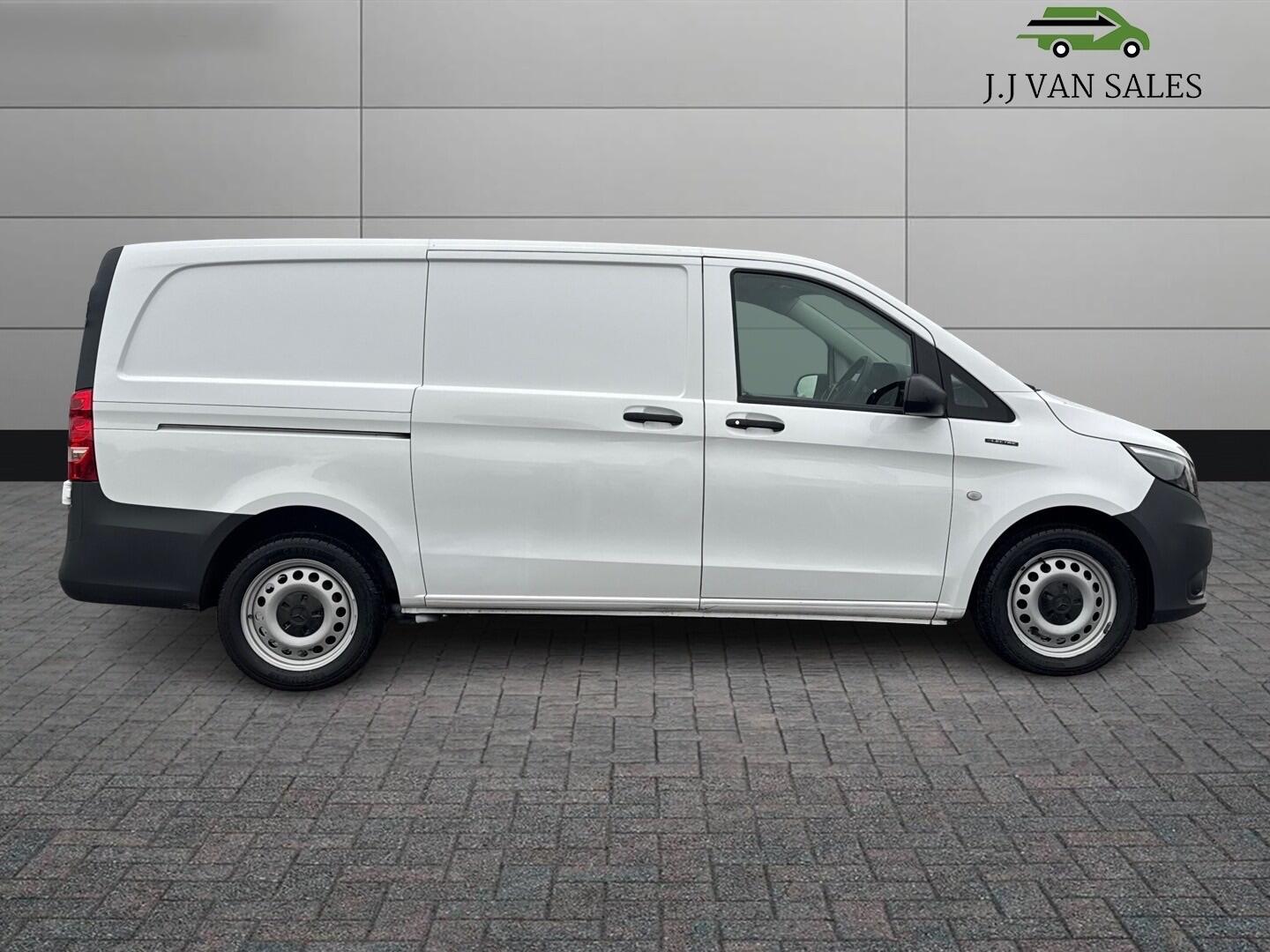 Used Mercedes-Benz Vito 2023 for sale - 77426133: Photo 7