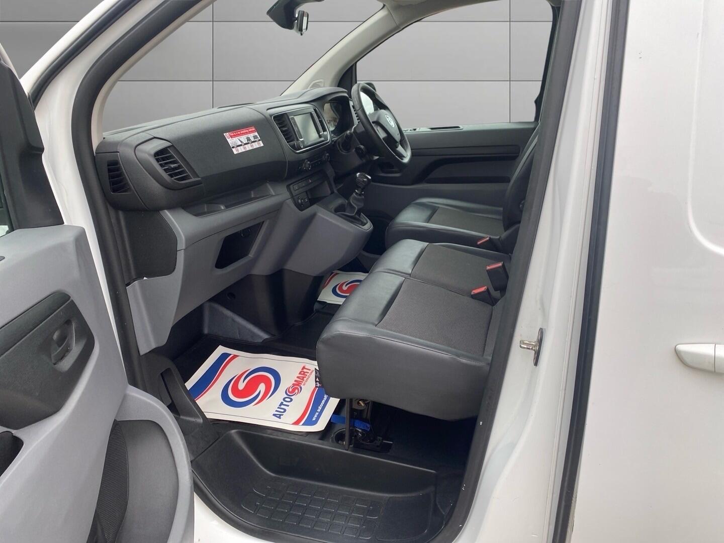 Used Vauxhall Vivaro 2020 for sale - 76283899: Photo 5
