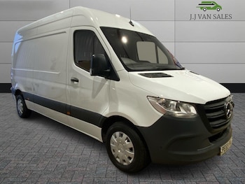 Mercedes-Benz Sprinter feature image