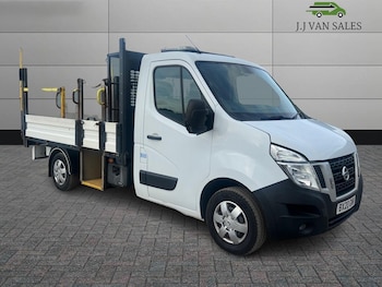 Nissan - NV400