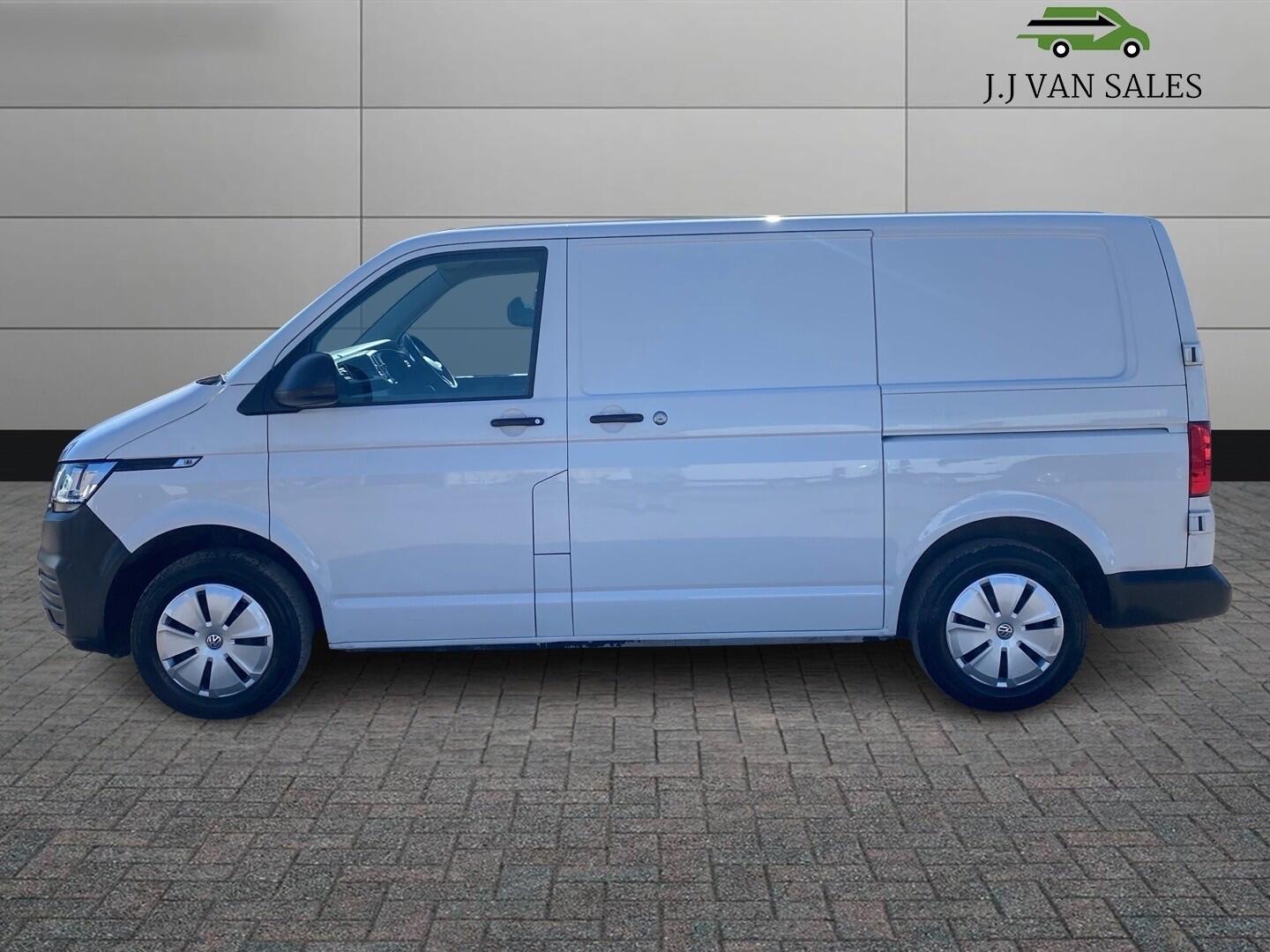 Used Volkswagen Transporter 2022 for sale - 77939929: Photo 4