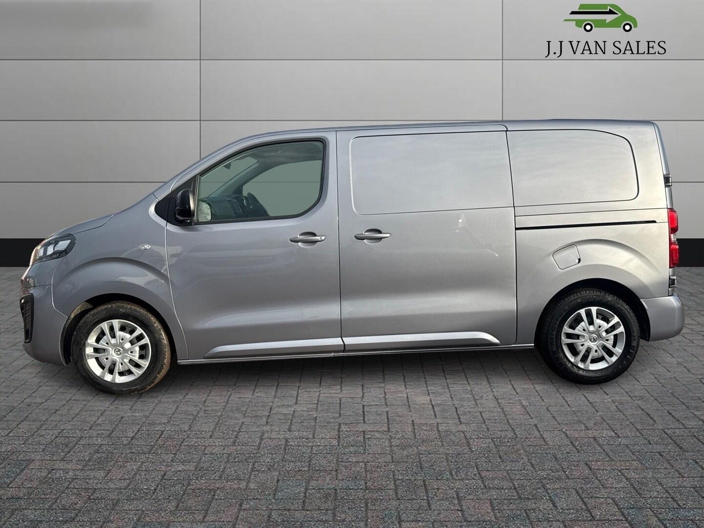 Used Vauxhall Vivaro 2022 for sale - 76953519: Photo 8