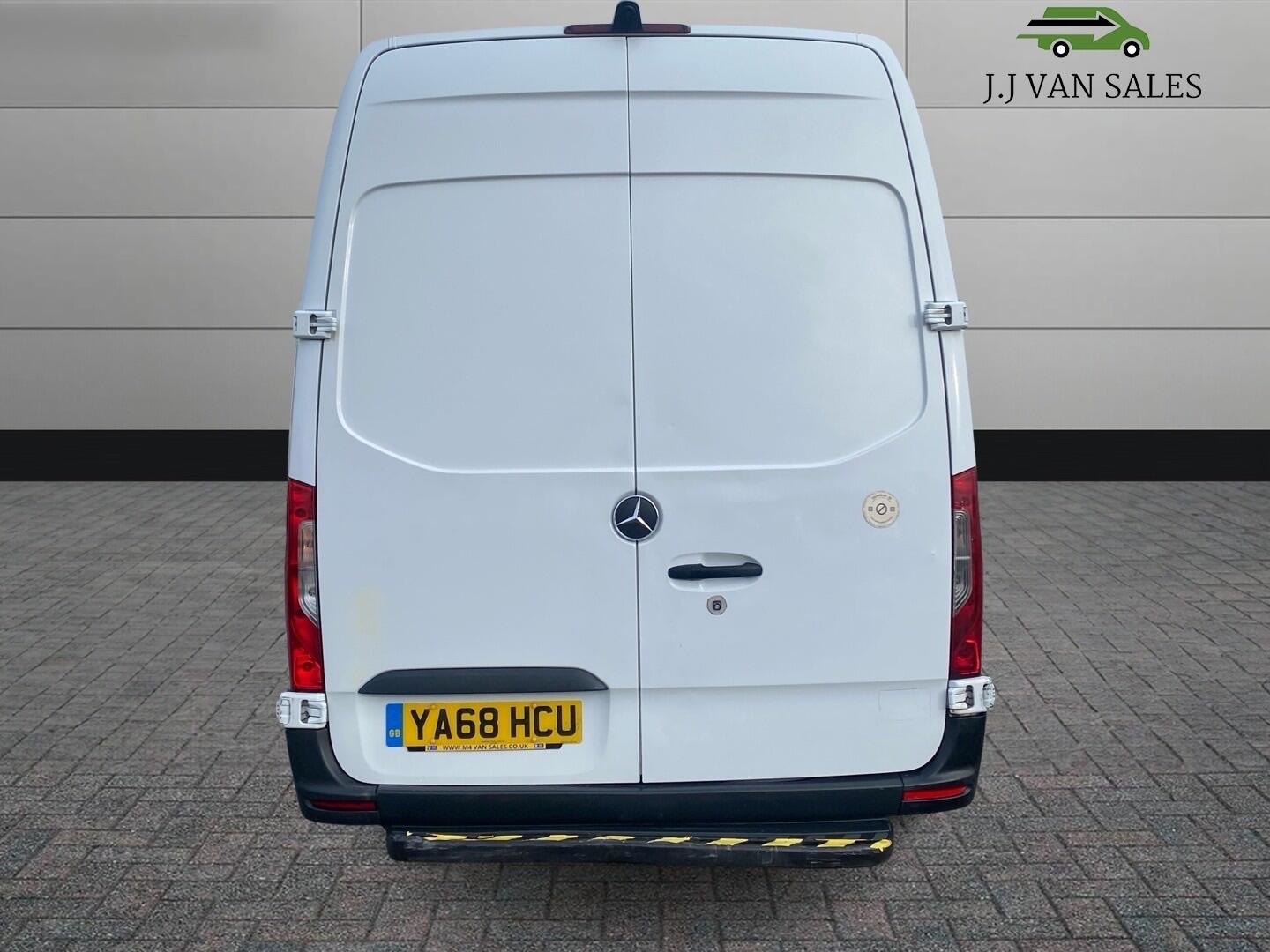 Used Mercedes-Benz Sprinter 2018 for sale - 77783102: Photo 6