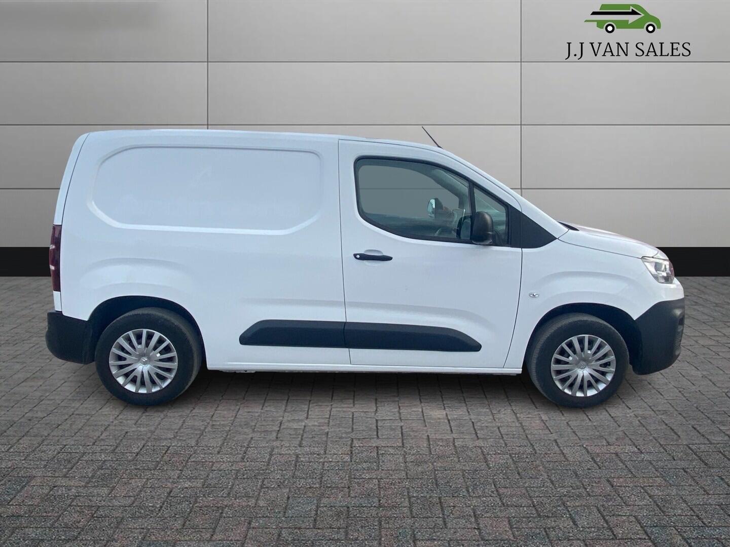 Used Citroen Berlingo 2021 for sale - 76993981: Photo 6